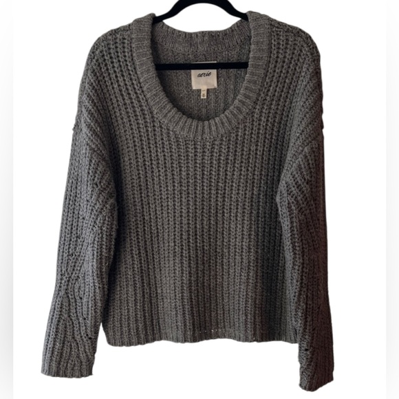 Aerie Gray Wide Rib Crew Neck Sweater Size S EUC Comfy Cozy Warm - Picture 2 of 12